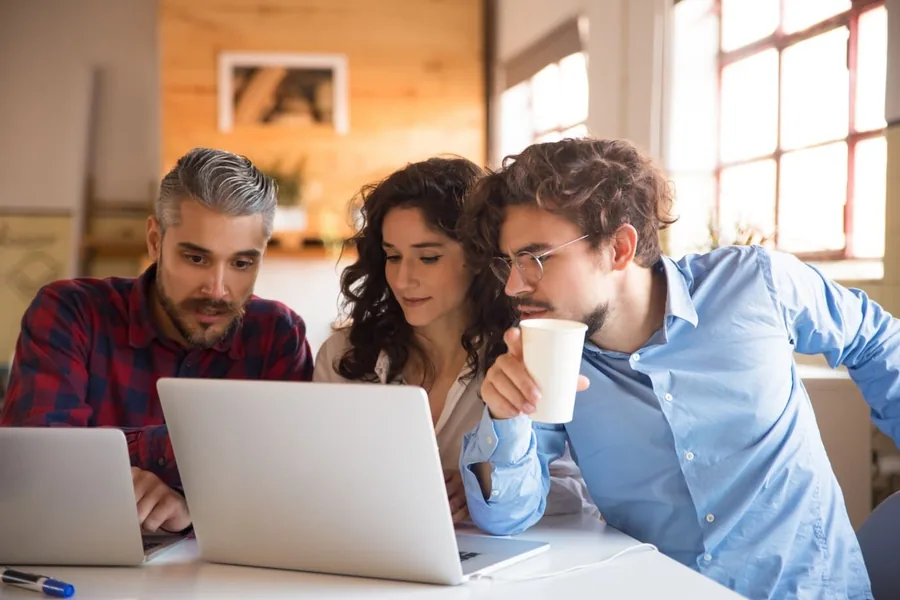 Facebook and Instagram advertising by GetSEO